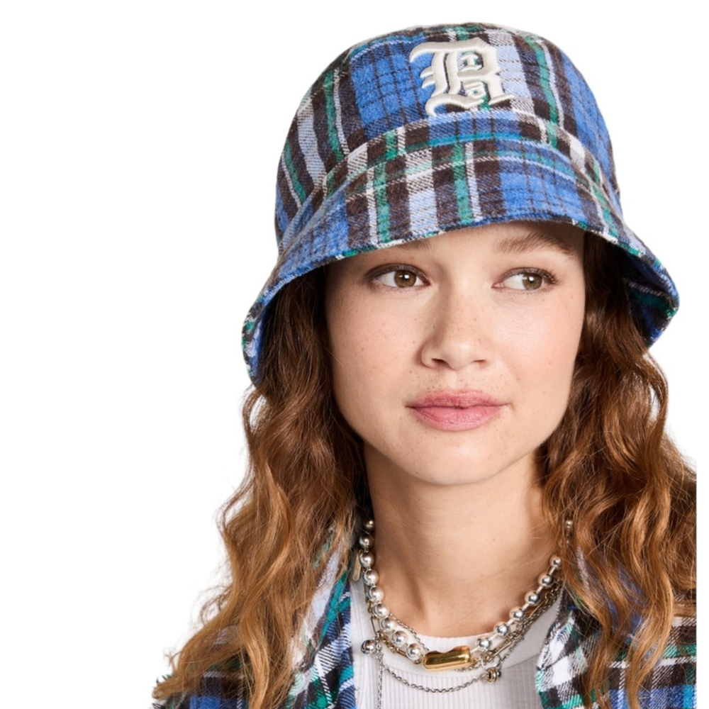 - R13 NWT Blue Plaid Bucket Hat